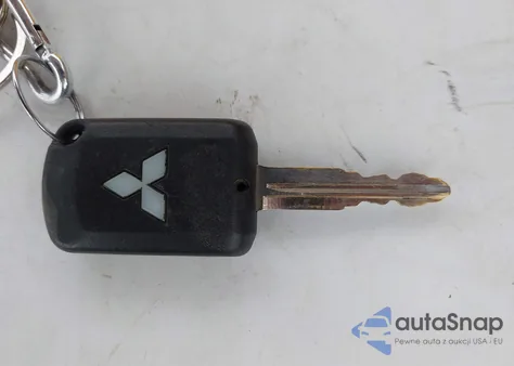 2018 Mitsubishi Mirage Es z USA, uszkodzony, nr VIN ML32A3HJ9JH000377